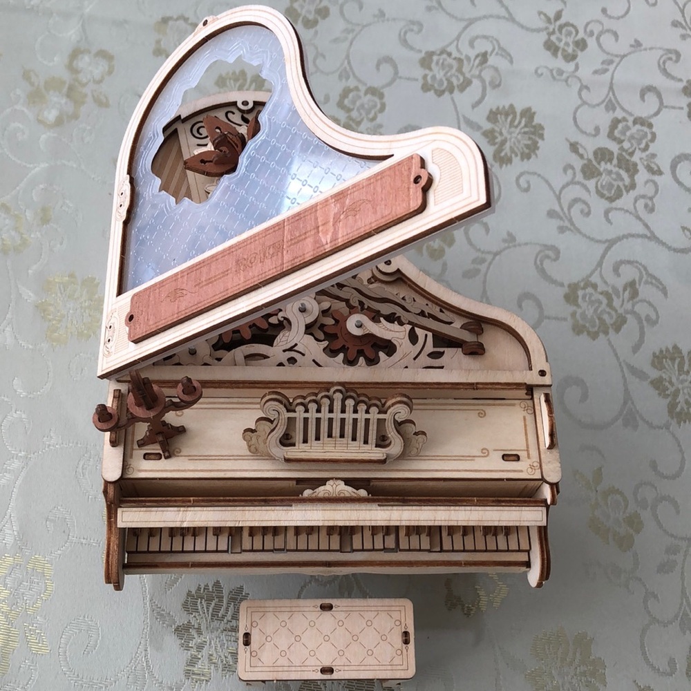 Wooden Mechanical Grand Piano Music Box 🎹🎶